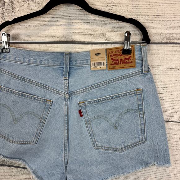 Levi's Women's 501 Light Wash Distressed High Waisted Denim Shorts Size 31 - Picture 6 of 8